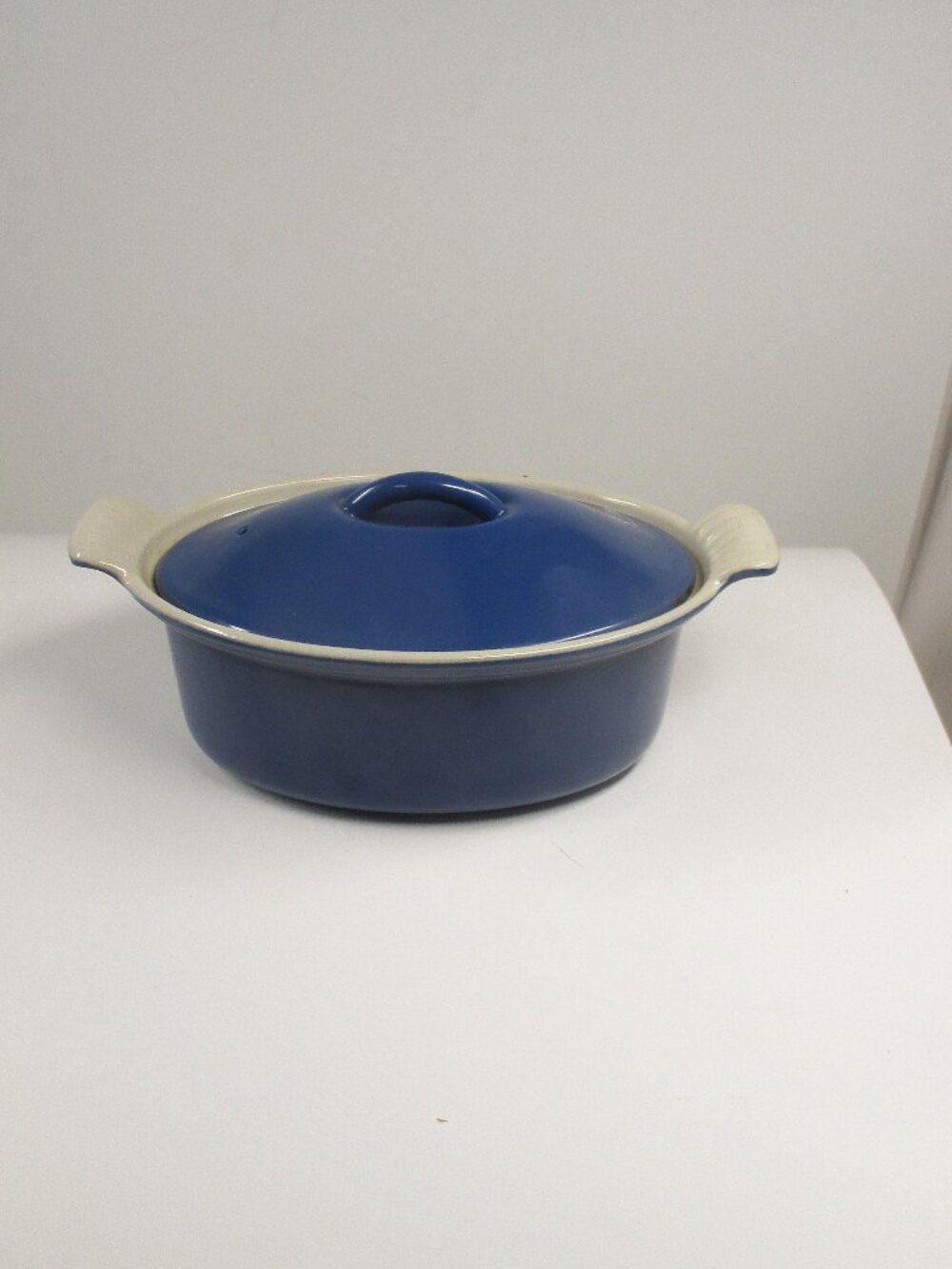 Vintage Le Creuset 18 BLUE OVAL Dutch Oven Cocotte Loop Handle Made in France